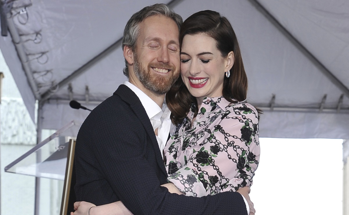 Las fotos que comprobarían que Anne Hathaway dio a luz a su segundo hijo