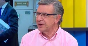 Joaquín Lavín responde a críticas por cantar en matinal de TVN
