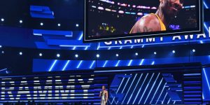 Revive el tributo de Alicia Keys a Kobe Bryant en el inicio de los Grammy