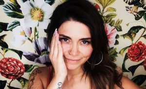 Antonella Ríos recordó su paso por "Brujas" con fotografía junto a sus compañeras