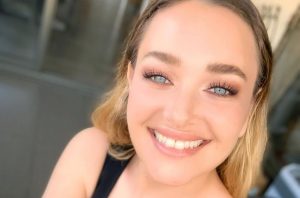 Actriz Daniela Nicolás contó que volvió a vivir con sus papás debido a la crisis