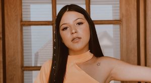 Ignacia Antonia se defiende entre lágrimas tras funa en redes sociales