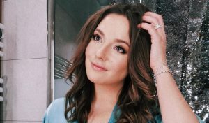 ¡Ahora es rubia! Kel Calderón es comparada con Vesta Lugg por su "nuevo look"