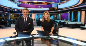 Mega cambia de horario su noticiero central: perderá 15 minutos de emisión