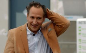 "¿DJ Billy?": Televidentes comentaron la aparición de Juan Pablo Sáez en '100 días para enamorarse'