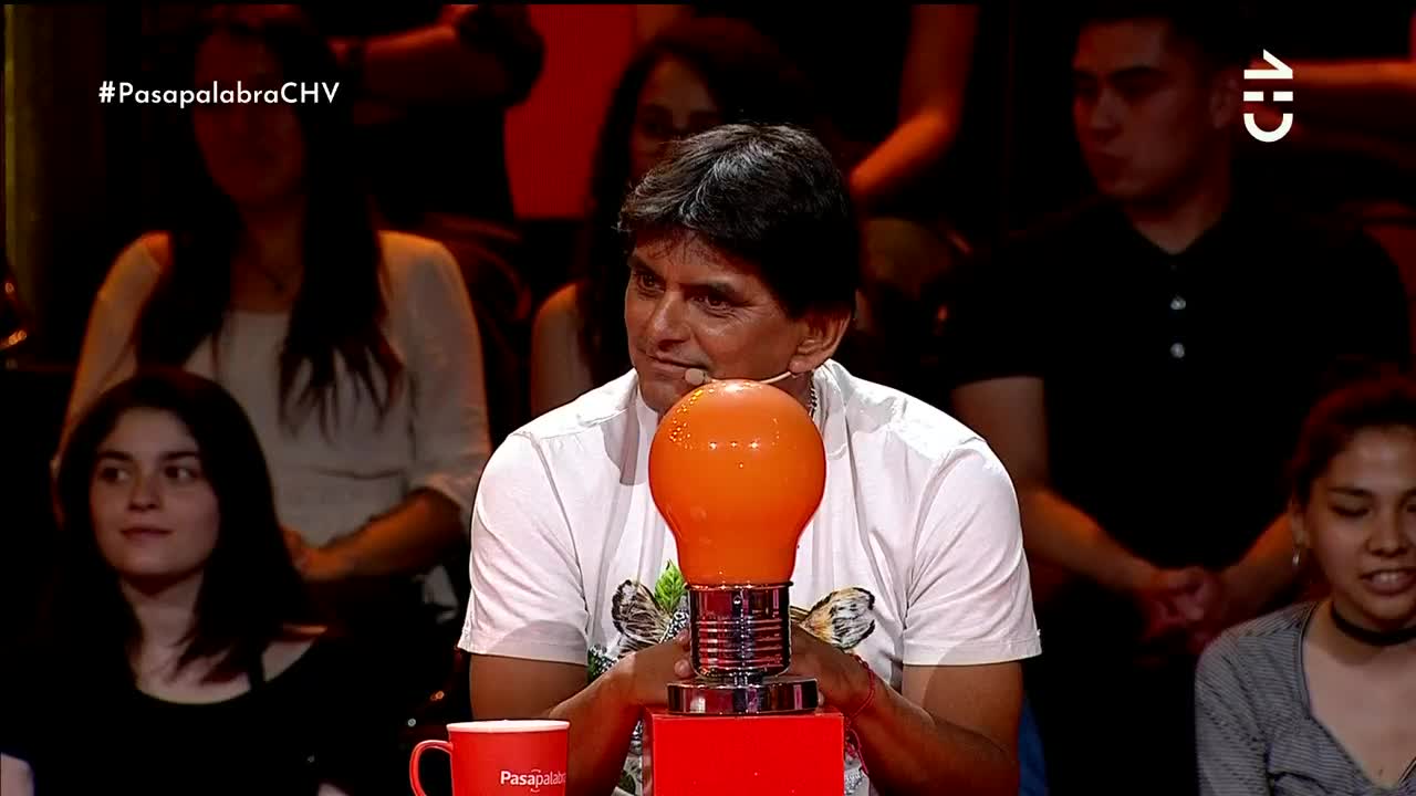 Nuevo juego de "Pasapalabra" dejó en "blanco" a Murci Rojas