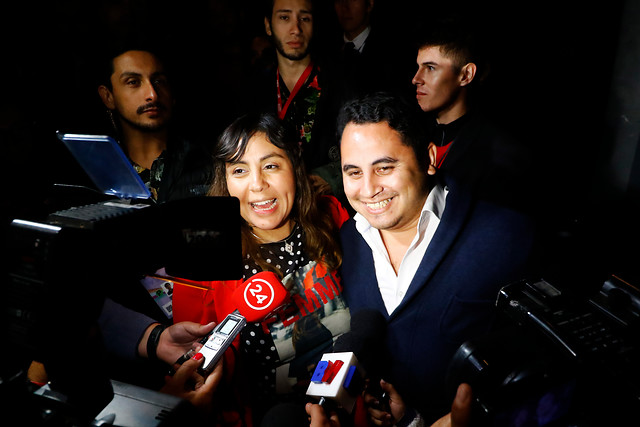 Hombre le pidió matrimonio a su polola durante show de Pablo Alborán