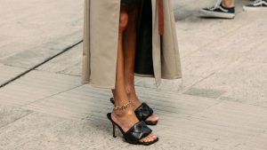 Zapatos con punta cuadrada serán tendencia este 2020