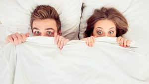 Estudio revela por qué tener sexo de noche no es la mejor idea