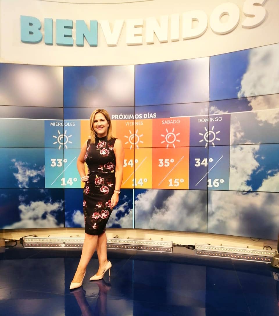 michelle adam deja canal 13 y llegaría a "mucho gusto"