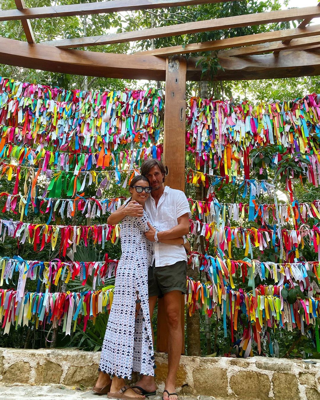 pampita levanta rumores de embarazo con estas fotos