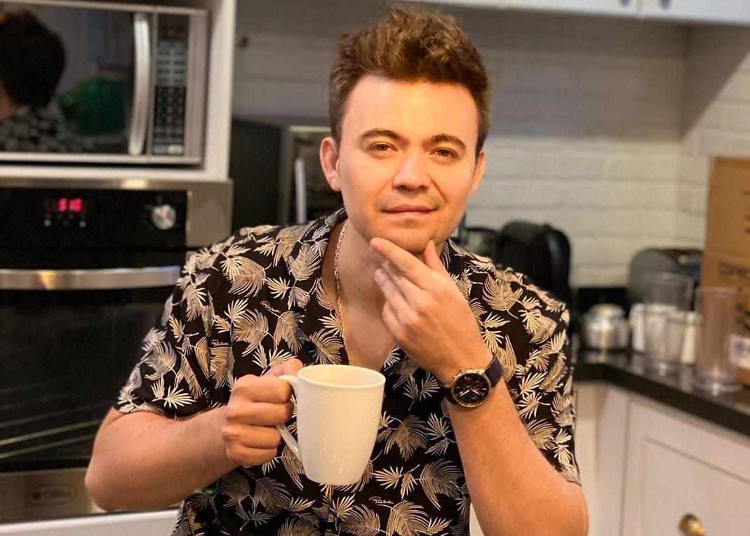 Mario Guerrero enamora con foto junto a su pequeño hijo