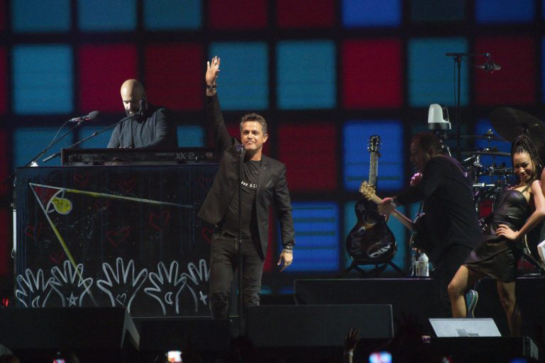¡Así fue el primer show de Alejandro Sanz en nuestro país!