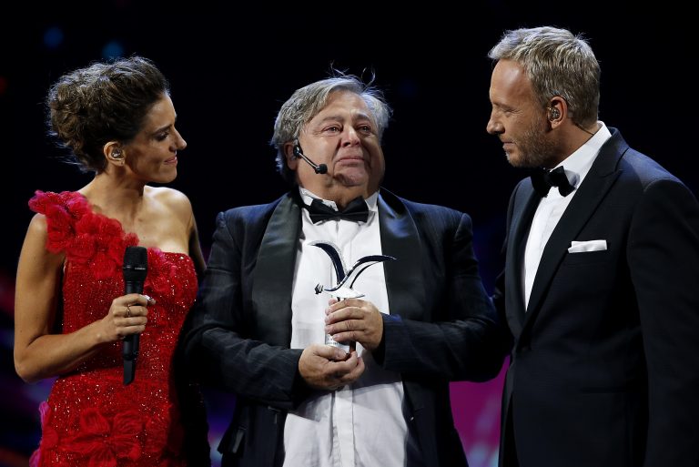 Ernesto Belloni hizo mea culpa en tercera noche de Festival