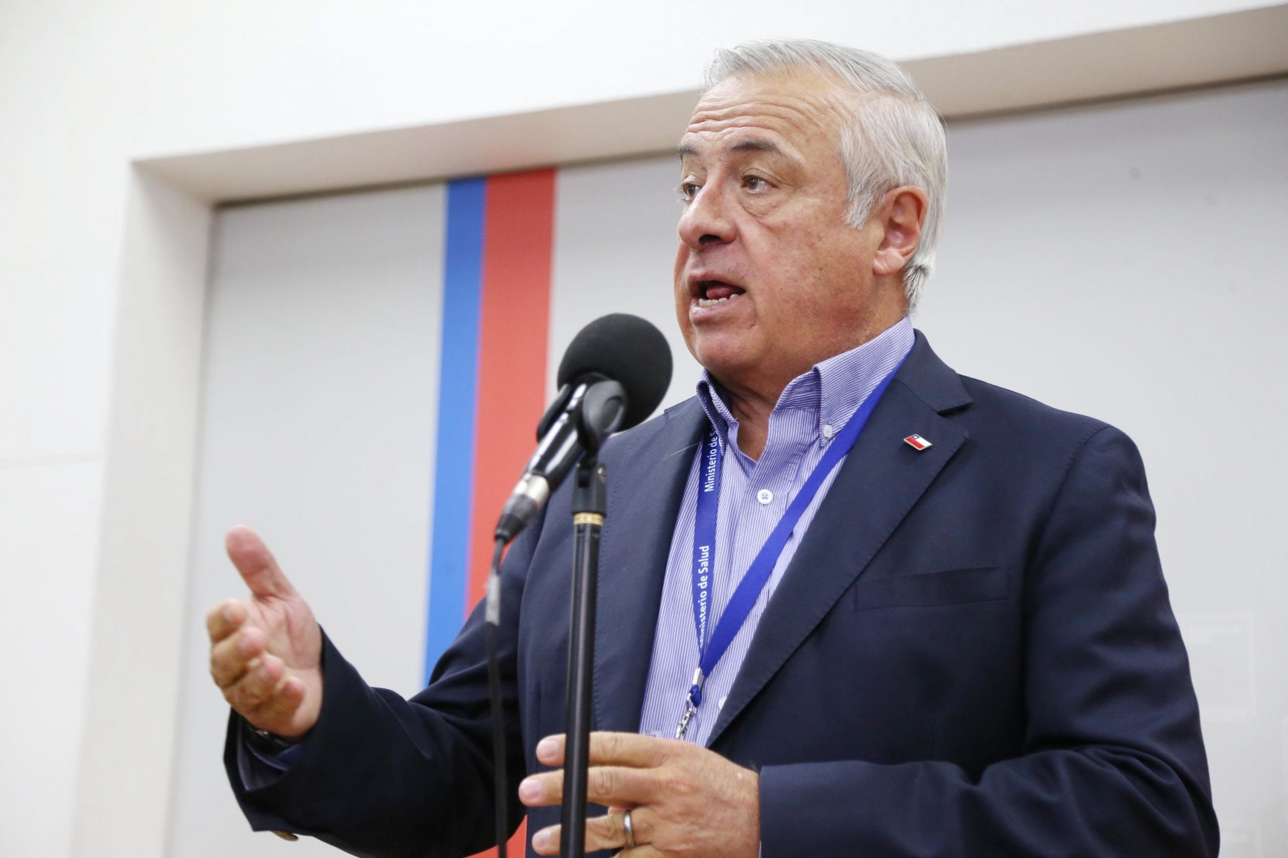 Habrá cambios en protocolo del aeropuerto de Santiago por inminente llegada de coronavirus