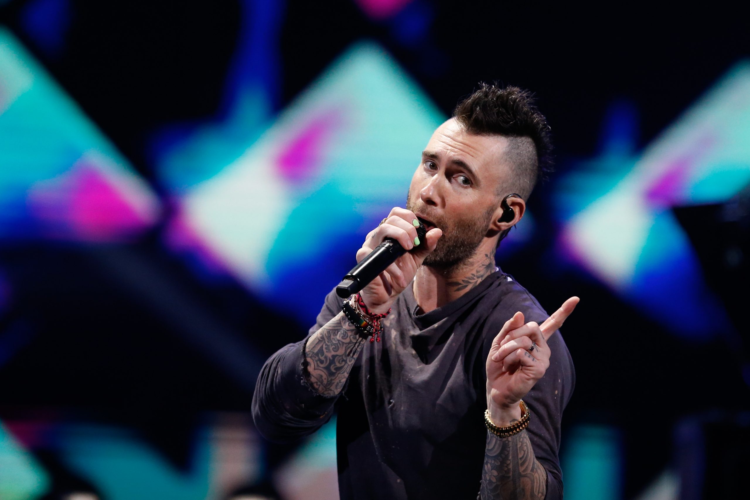 Los cambios a la página de Wikipedia de Adam Levine tras criticado show de Maroon 5 en Viña 2020