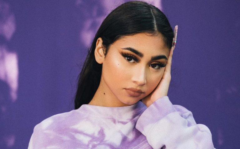 Paloma Mami deslumbra sin maquillaje junto a su pololo, Roa