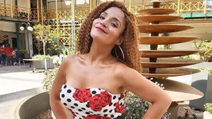 Katherine Orellana sorprende con sensual transparencia