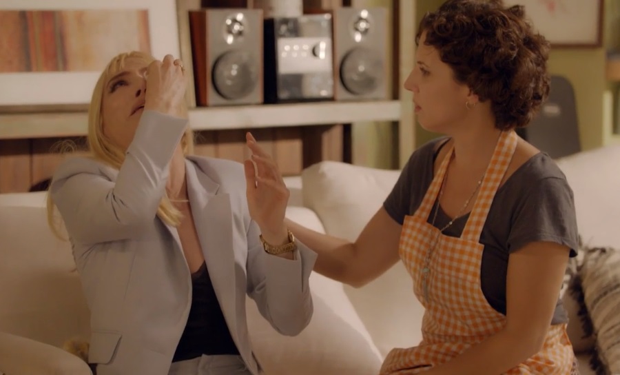 "100 días para enamorarse": Televidentes especulan ante actitud sensible de Laura