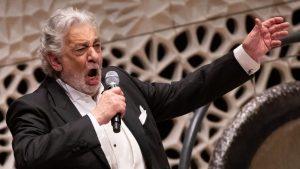 Plácido Domingo pidió perdón y reconoció acusaciones de acoso sexual y abuso de poder