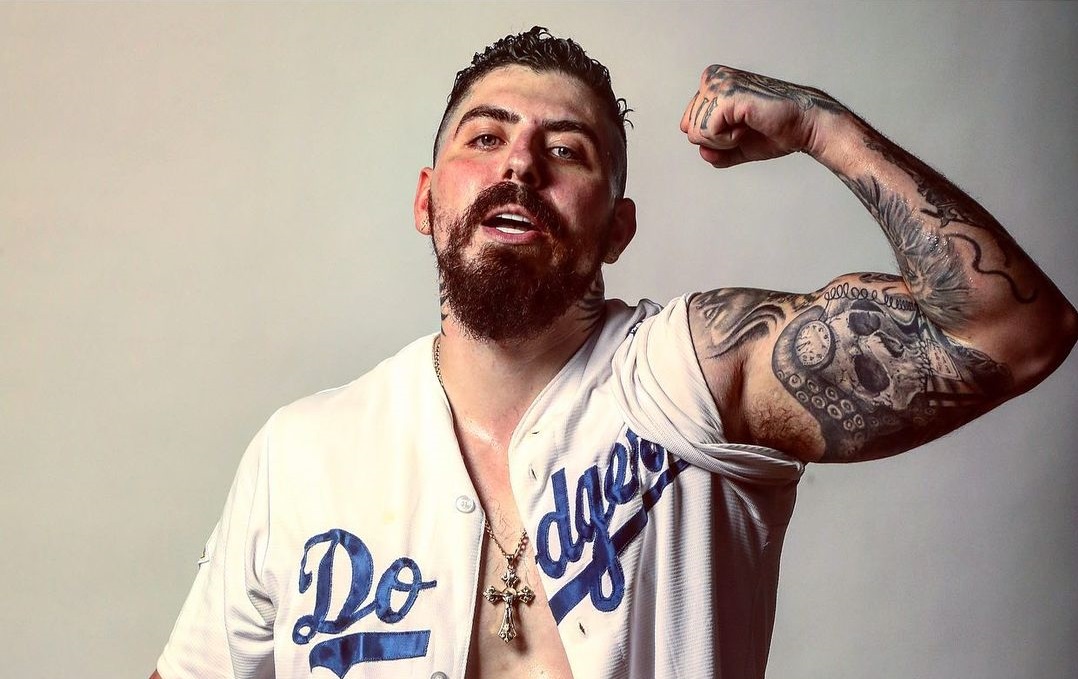 Así cubrió Sargento Rap su tatuaje en honor a Ignacia Michelson