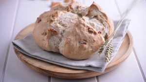 ¿Aburrido del pan tradicional? Pues prepara un rico pan de nuez