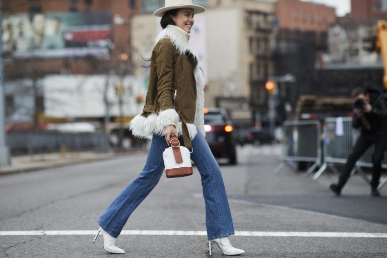 Acampanados: Descubre los jeans que serán tendencia este año