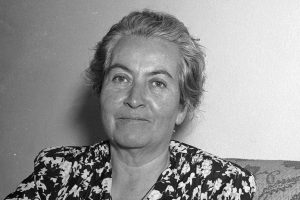 #MujeresQueInspiran: la poeta chilena Gabriela Mistral
