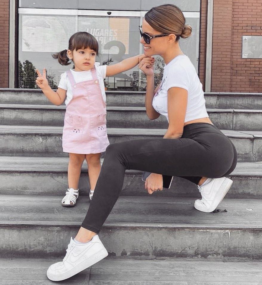 Gala Caldirola es tildada de 'poco natural' en foto con su hija Luz Elif