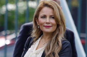 Alcaldesa Cathy Barriga publicó sobre supuesto segundo fallecido en Maipú por COVID-19 y Ministro de Salud la desmiente