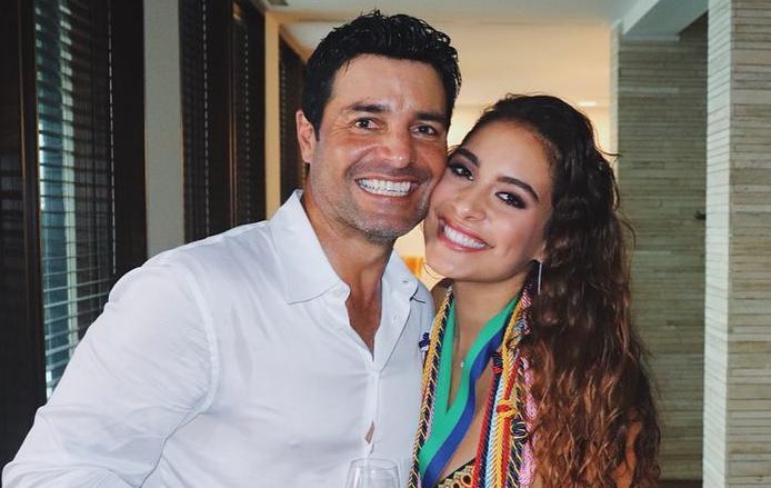 ¡Talentosa como el padre! Hija de Chayanne sorprendió con su talento vocal en plena cuarentena