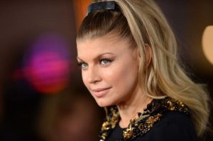 Fergie destacó la masiva marcha del 8M en Chile con potente mensaje