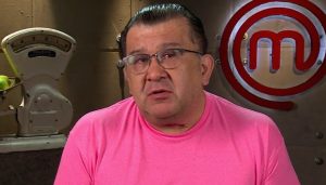 Carlos Zárate se emocionó hasta las lágrimas en "MasterChef Celebrity"