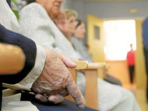 Geriatra habla sobre cuidados para adultos mayores ante Coronavirus