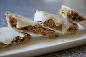 Prepara estas nutritivas barritas de yogurt helado