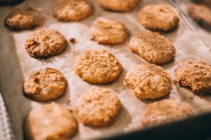 Ideal para un snack: Prepara estas saludables galletas de avena y miel