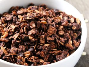 Prepara una rica granola de chocolate