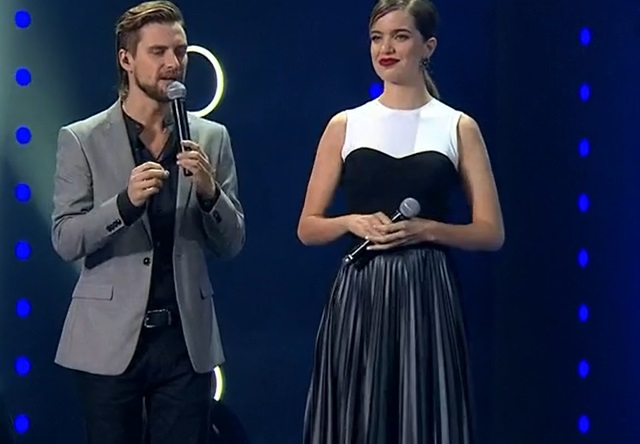 viera es la voz en off en yo soy 