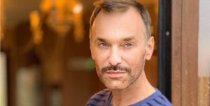 Jordi Castell respondió sin filtro a usuaria en transmisión en vivo: "Púdrete por amargada"