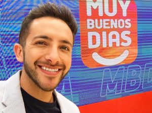 El emotivo mensaje de Hugo Valencia tras su salida de TVN