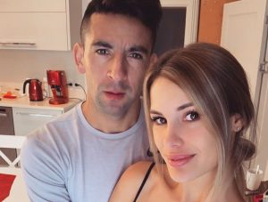 El atrevido challenge de Gala Caldirola y Mauricio Isla para pasar la cuarentena