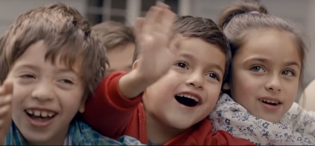 Así de grandes están los niños protagonistas de "Señores papis"