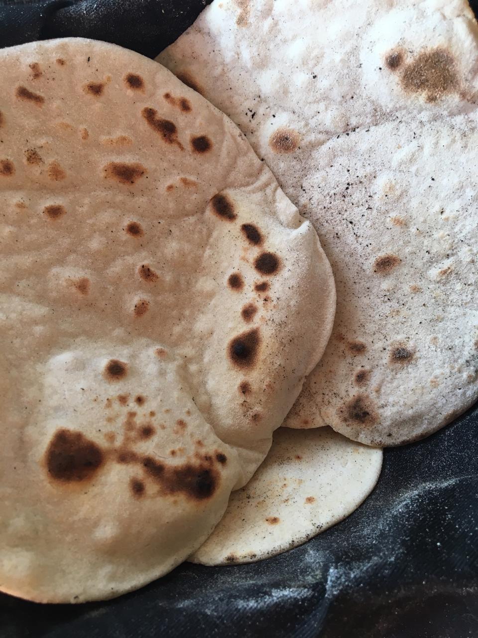 Elvira Cristi nos enseña a hacer un pan chapati