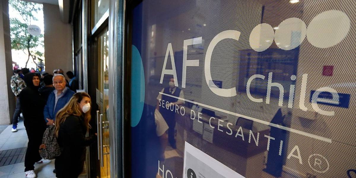 Comienza pago del Seguro de Cesantía por Ley de Protección al Empleo