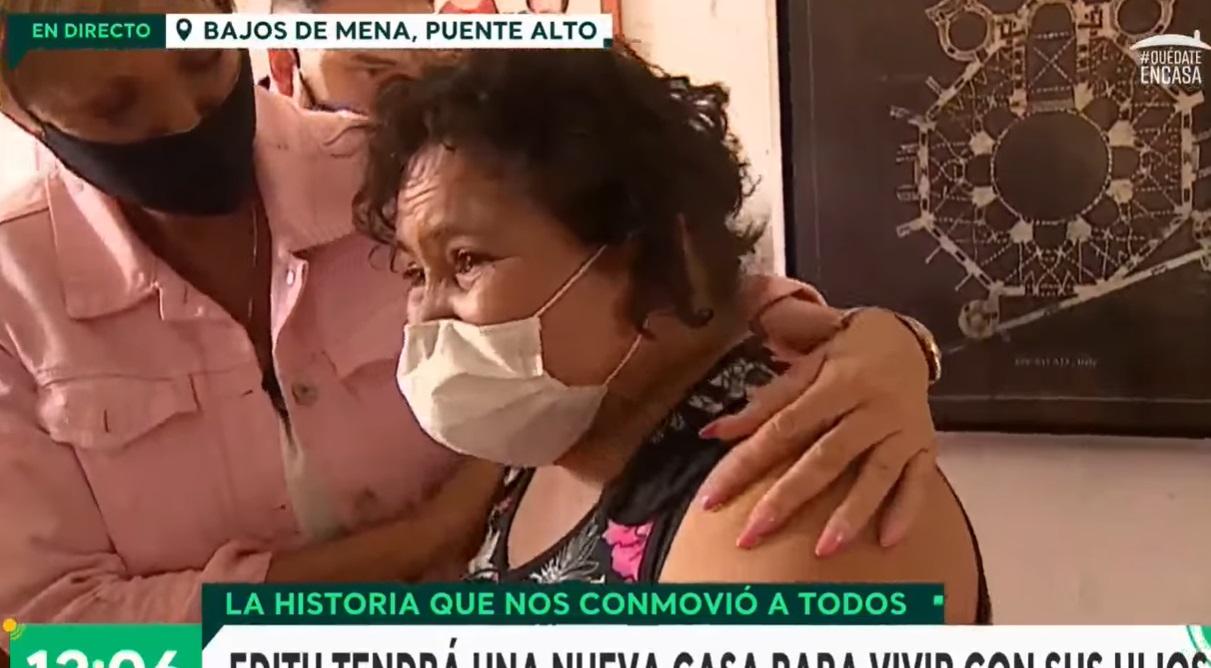 Panel de "Bienvenidos" sorprendió a mujer de Bajos de Mena al regalarle una casa