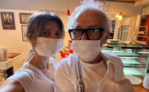 Ennio Carota se reinventa para mantener su restorán: Hace delivery