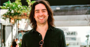 Cristián Riquelme sacó carcajadas con imitación a Myriam Hernández