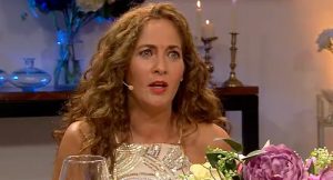 Alejandra Herrera contó episodio de acoso que vivió: "Sentí una cosa media jugosa en los pies"