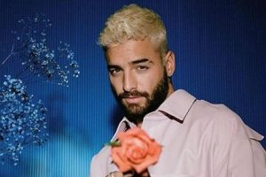 Maluma sorprende a sus seguidores con nuevo cambio de look