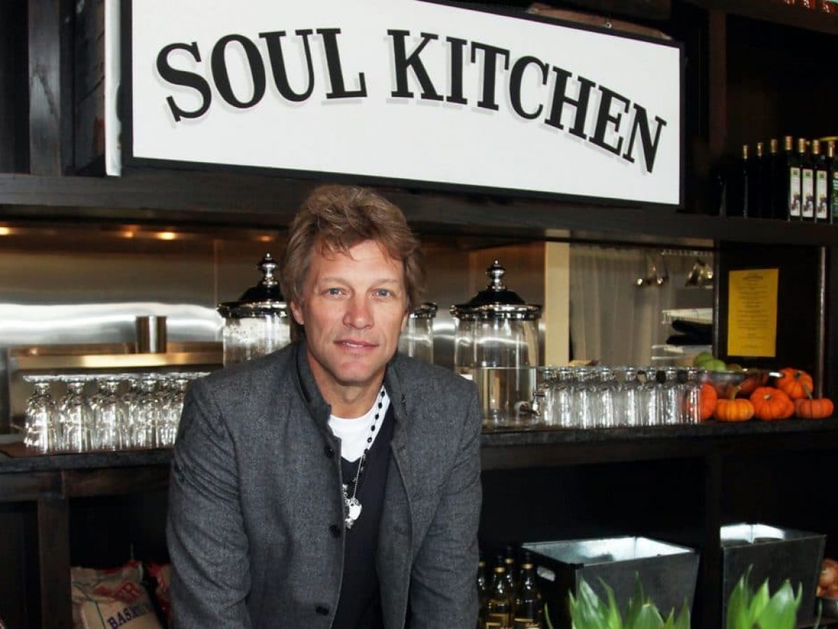 Jon Bon Jovi abrió sus restaurantes comunitarios para dar comida a los más necesitados ante la pandemia